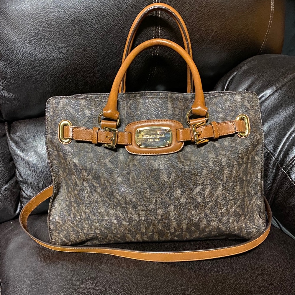 Michael kors purse